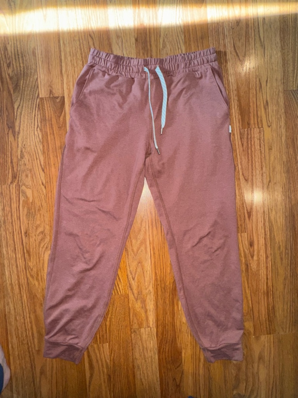 Vuori Performance Joggers
